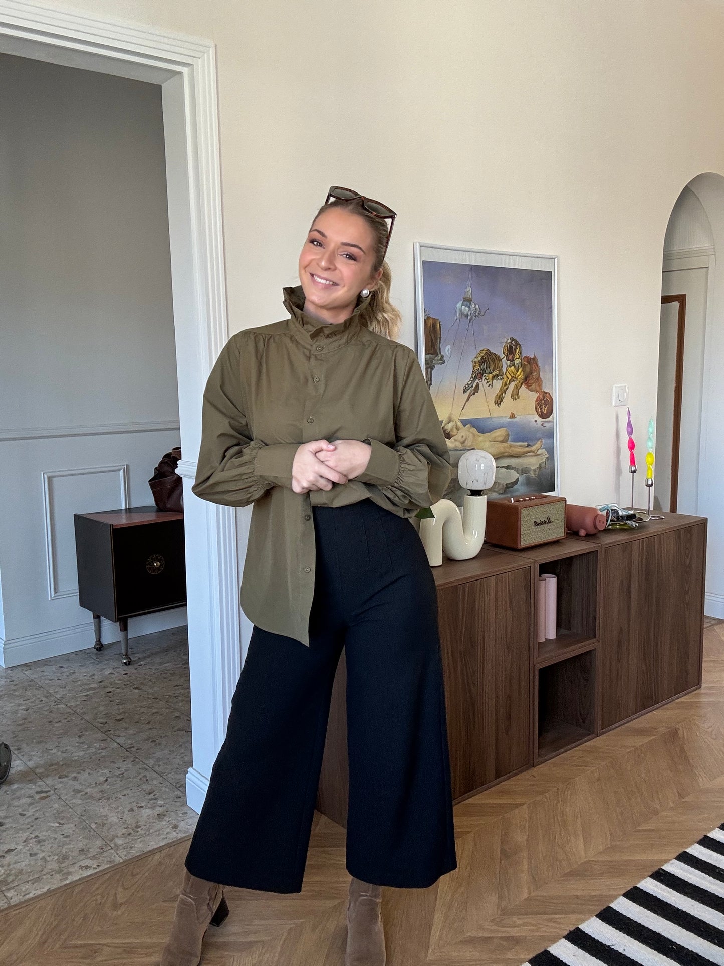 Chemisier avec col froufrous Théa